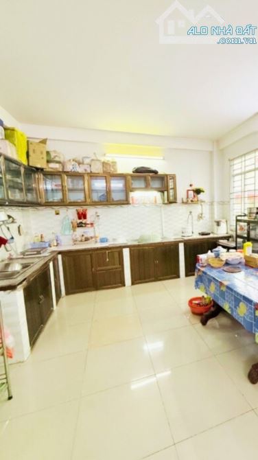🏠 BÁN NHÀ NGUYỄN THỊ NHỎ, Q.11 - NGANG 7.5M, 4 TẦNG - 9.X TỶ. - 3
