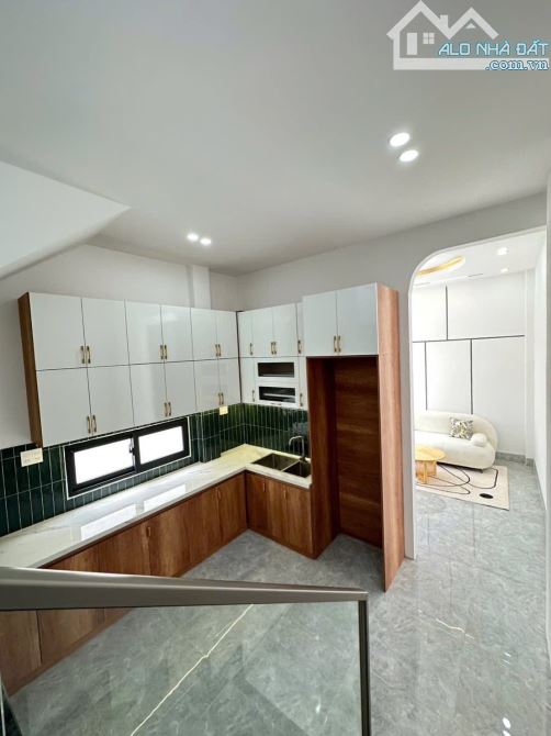 NHÀ TRỆT LẦU HẺM 311 ĐƯỜNG NGUYỄN VĂN CỪ GẦN ĐH KỸ THUẬT CÔNG NGHỆ, CĐ Y TẾ - 3