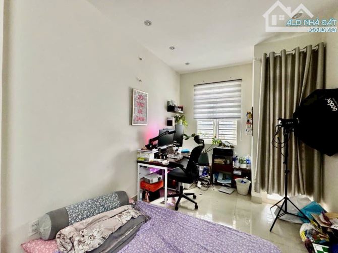 🔥NGAY KHU VIP PHAN XÍCH LONG - HẺM HXH NHỰA HOA ĐÀO - 4TẦNG - 3PN - 8 TỶ - 3