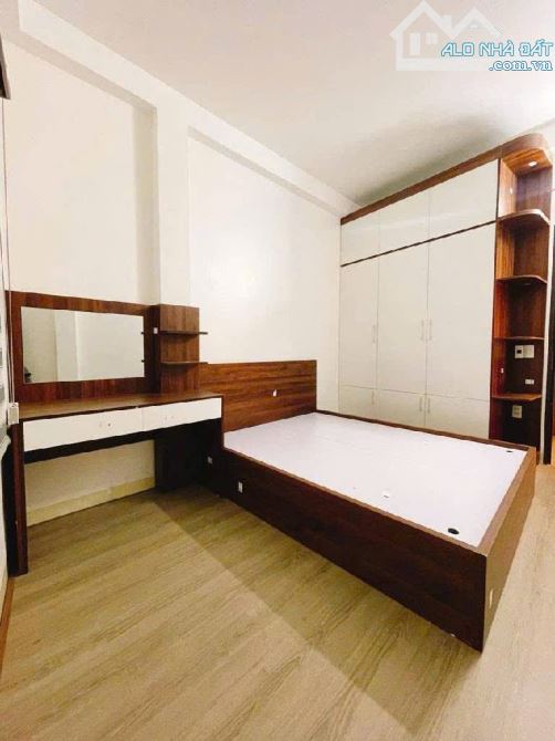 BÁN NHÀ PHỐ TRẠM-NGÕ NÔNG-GẦN Ô TÔ TRÁNH-36m2 NHỈNH 6 TỶ-GẦN CẦU VĨNH TUY-AN SINH ĐỈNH - 3