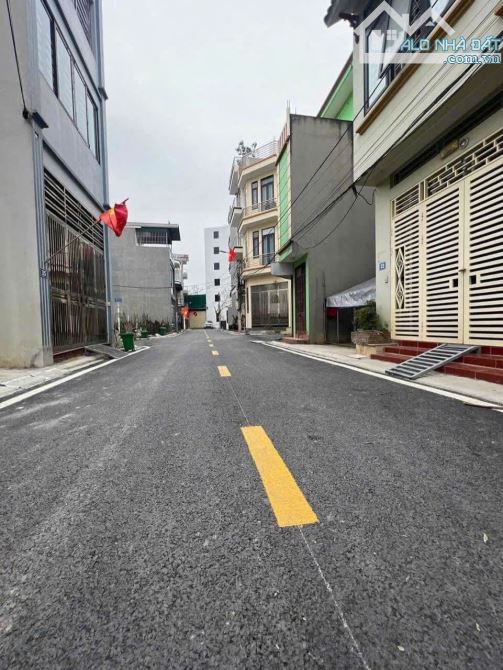 SIÊU PHẨM BÁN ĐẤT NGÕ 19   GIANG XÁ  DIỆN TÍCH  83M2 ĐƯỜNG THÔNG Ô TÔ TRẠY VÙNG - 3