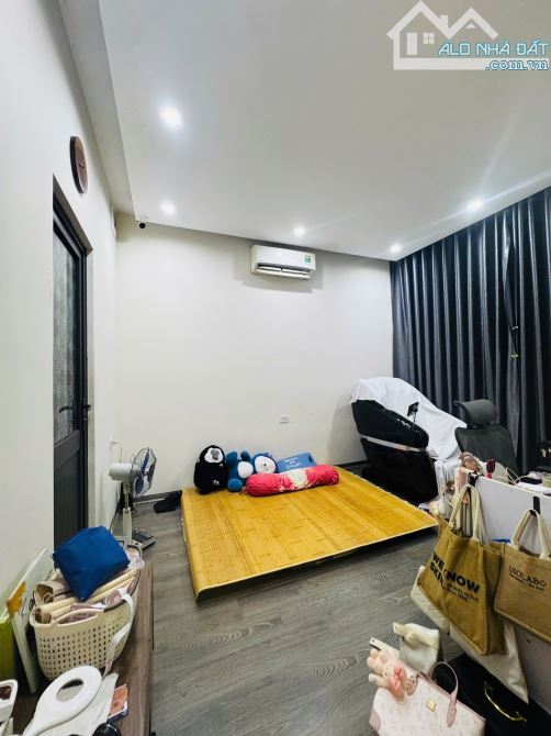 Cho thuê nhà riêng ngõ 6 Bích Câu -  Đống Đa 36m x 4T giá 11 triệu, nhà đẹp - full đồ - 3