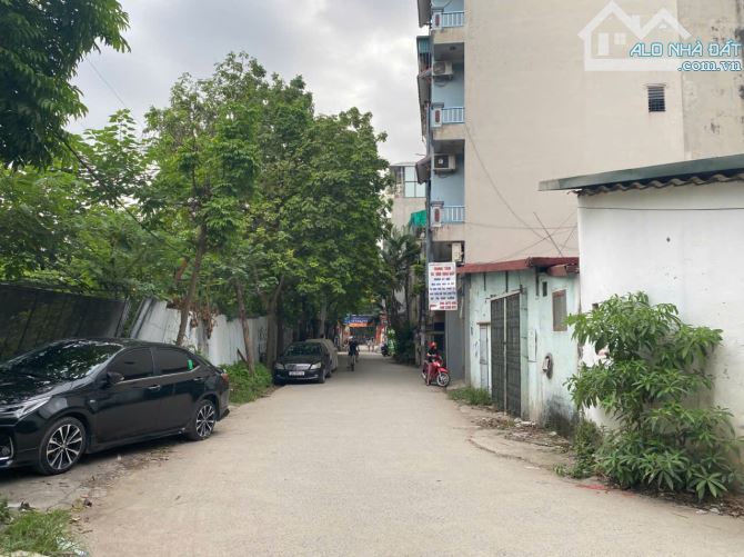Bán nhà phố Phú Diễn, 72m², 3 tầng, MT 8m, 10m ô tô tránh, nhỉnh 10 tỷ (147 triệu/m²) - 3
