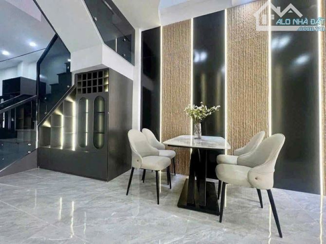 Cho Thuê Nhà 3 Tầng MT Huỳnh Ngọc Huệ, Thanh Khê - 3