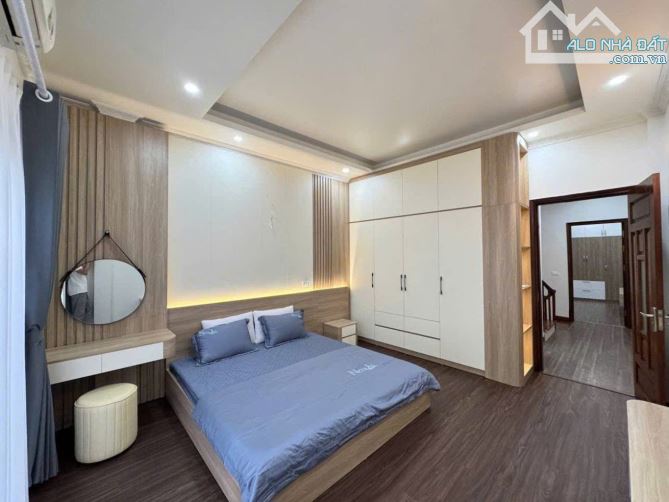 Chính chủ nhờ em Ty bán Đa Sỹ_Lô góc ba_Nhà đẹp dân xây_full nội thất_Ôtô lùi cửa_37m_6Tỷ6 - 4