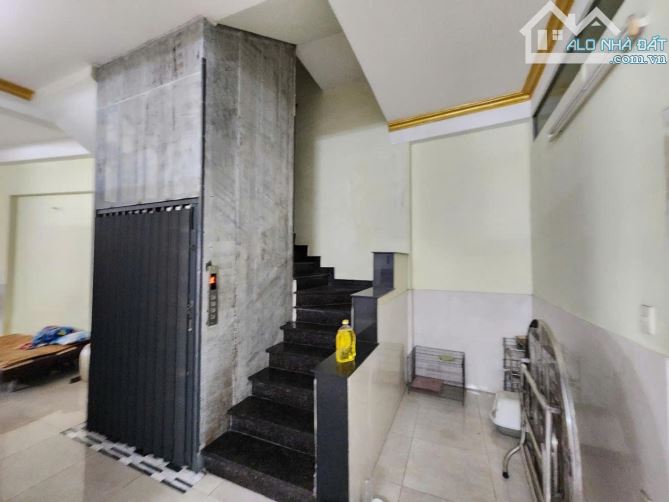 Bán nhà Lê Văn Sỹ, 5 tầng 5 x 12 , lệch tầng thoáng mát lô góc , hẻm 3m gần mặt tiền - 4