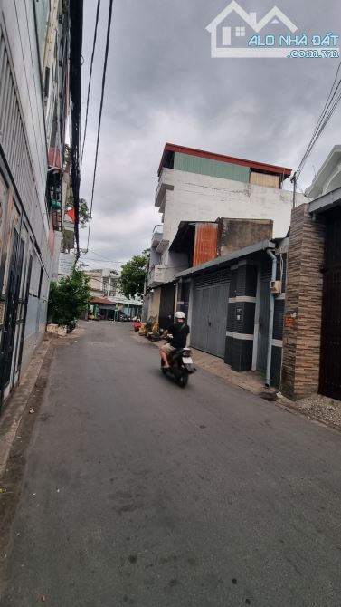BÁN NHÀ 6X27M ĐÚC 3 TẤM MẶT TIỀN TRUNG MỸ TÂY 19 - Q12 - 4