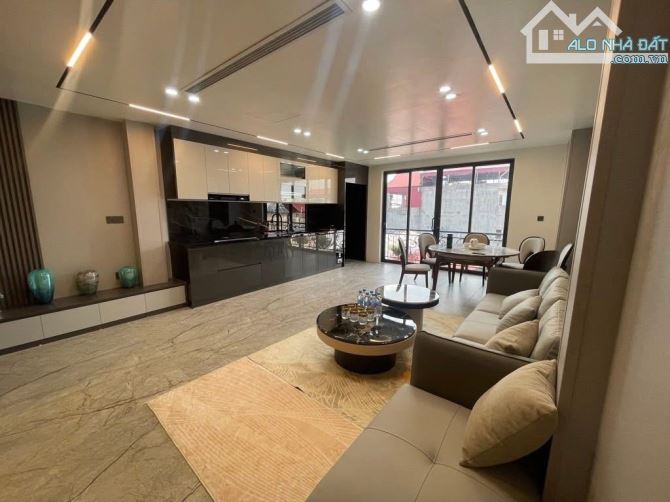 SIÊU PHẨM BỒ ĐỀ – 6 TẦNG THANG MÁY – GARA Ô TÔ – FULL NỘI THẤT 🔥 Diện tích: 45m² – MT: 5m - 4