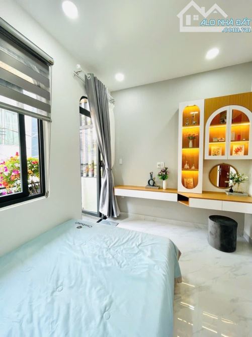 2 TẦNG GÒ VẤP - 40m² HẺM 6M - LÊ QUANG ĐỊNH - nhỉnh 5 TỶ - 4