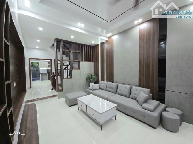 Bán nhà 3 tầng Tiền Phong dt 80m - 4