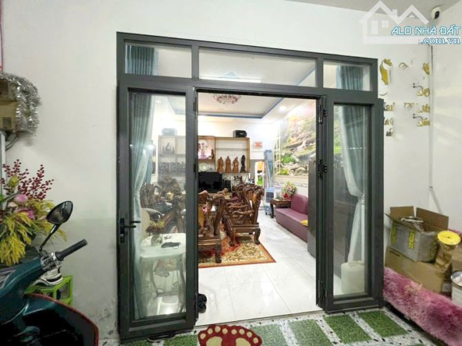 Bán Nhà Gấp 96m2_5.5x17.5m 3 phòng Ngủ Chỉ 4,9 Tỷ Gần Tô Ngọc Vân Tam Bình Thủ Đức - 4