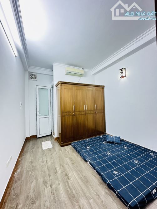 Bán nhà Nguyễn Hoàng Tôn 31m2 4T chỉ 7.8 tỷ - 4
