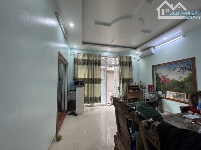 NHỈNH 5 TỶ CÓ NGAY NHÀ TT THƯỢNG THANH 60M 2 TẦNG DÂN XÂY Ô TÔ ĐỖ CỔNG NGÕ THÔNG TỨ PHÍA - 4