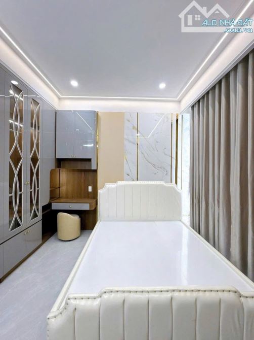 BÁN NHÀ TRỆT HAI LẦU HẺM 137 HOÀNG QUỐC VIỆT - 4