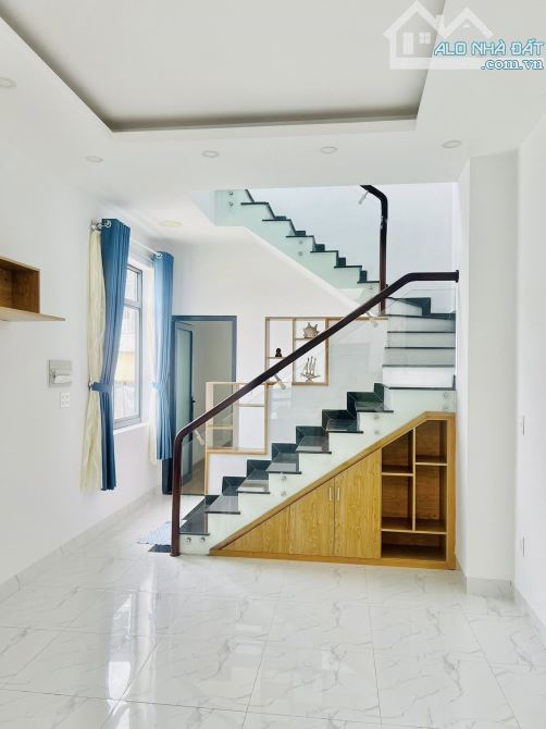 🏡 CẦN BÁN Nhà 1 trệt 2 lầu (3PN, 3WC) – Hẻm Cô Bắc, P.4 – 73,5m² – 4,95tỷ – dòng tiền sẵn - 4