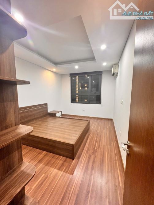 Bán căn hộ cao cấp Ngoại Giao Đoàn, full nội thất, vị trí đắc địa, Sổ đỏ chính chủ 3PN 2WC - 4