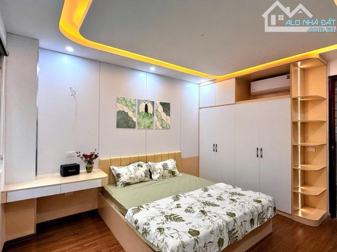 BÁN NHÀ TRUNG PHỤNG ĐỐNG ĐA 34m 5Tầng Mt 4m GIÁ 7.9 TỶ NGÕ THÔNG KINH DOANH - 4
