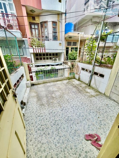 BÁN NHÀ GẦN CÔNG VIÊN LÊ THỊ RIÊNG 48M2, HẺM 4M - 8 Tỷ - 4