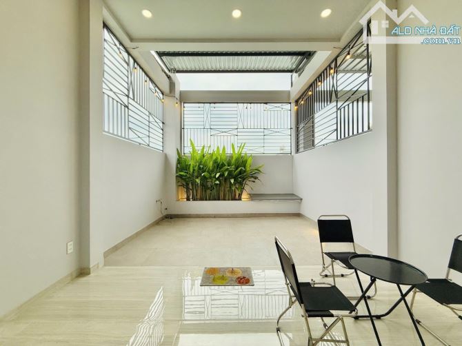 SIÊU PHẨM KẾ BÊN KÊNH THAM LƯƠNG - HẺM 8m BÀN CỜ 4 ❌ 16 - 5 TẦNG - 8.9 TỶ CÒN TL - 4