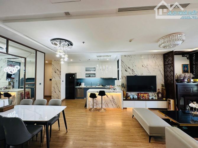 Vinhomes Metropolis - căn hộ lô góc - mặt phố Kim Mã - phí tiện ích ĐÃ ĐÓNG TRỌN ĐỜI - 4