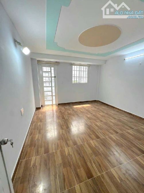 nhà quận 6 xe hơi vào sát nhà, 4m x 10m, 2 tầng, chỉ 4.5 tỷ. - 4
