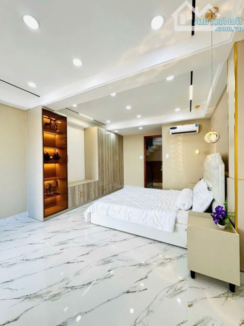 5 tỷ sở hữu nhà MT đường Huỳnh Văn Bánh, vị trí đẹp, ngay Nguyễn Văn Trỗi, bán gấp, 14 tỷ - 4