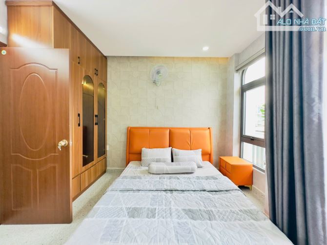 SIÊU PHẨM NHÀ GÒ VẤP -PHƯỜNG 9 4X14M - 4PN -5WC. - 4