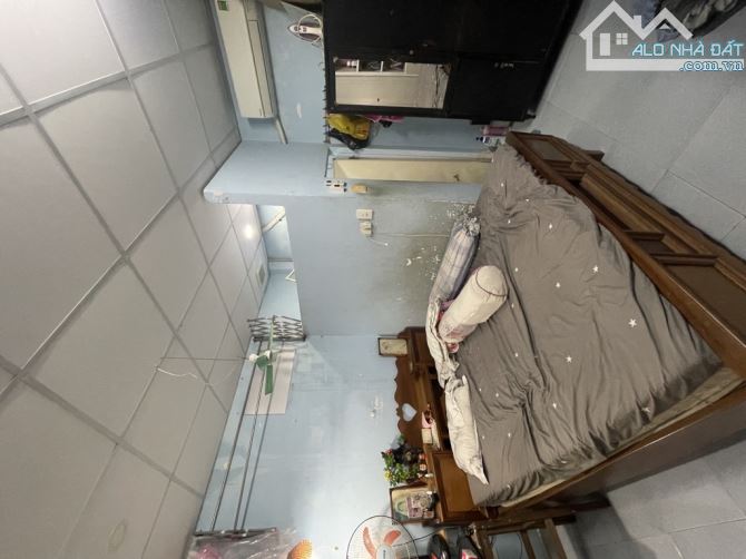 NHÀ 3 TẦNG DÙNG ĐIỆN 0 ĐỒNG - 40M2 - HXH - GẦN CV LÀNG HOA GÒ VẤP - 4.65 TỶ - 4