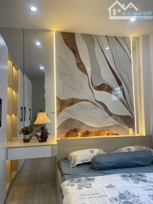 Nhà đẹp 4 tầng 4 mê Lý Tự Trọng kiệt 3m thông full nội thất nhỉnh 4tỷ - 4