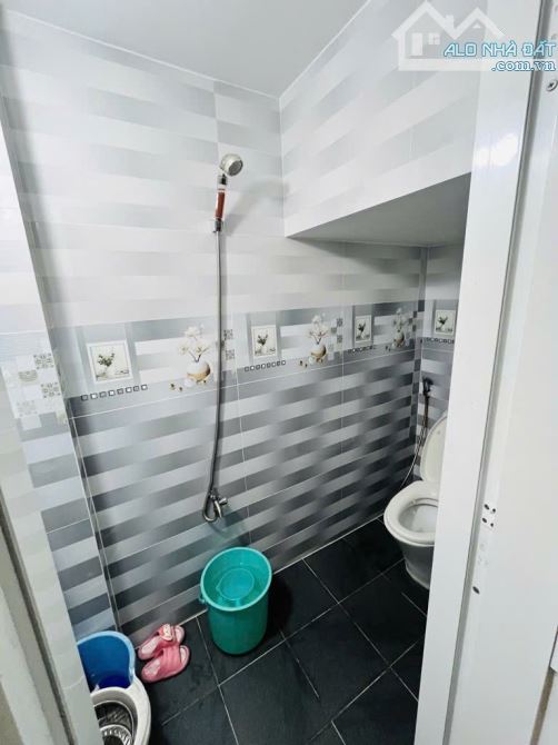 BÁN NHÀ ĐẸP 3 TẦNG 67M2 HẺM 135 TÂN HÒA ĐÔNG PHƯỜNG 14 QUẬN 6 CHỈ 6,3 TỶ TL - 4