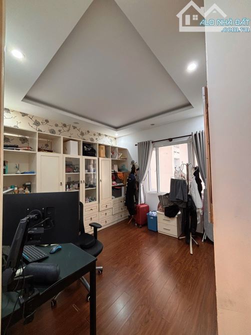 Cần bán chung cư Khánh Hội 2, 360A Bến Vân Đồn, Phường 1,Quận 4, Diện tích 75m2, 2 phòng - 4