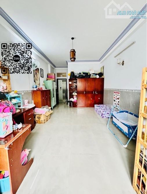 Mặt tiền khu Tên Lửa - Thang máy - 100m² - 4 tầng - 5PN rộng - Gần công viên - 4