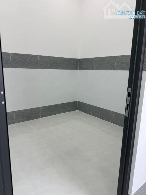 Bán gấp căn nhà Đ.Trần Văn Chẩm - củ chi - 150m2 - SHR - 885 Triệu - 4