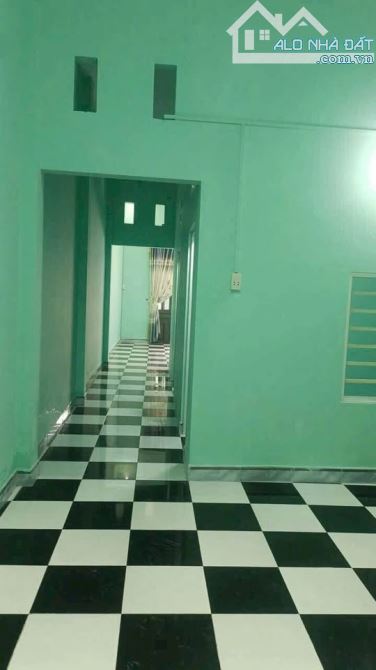 SOS ! Đang thủng vốn - Cần bán gấp căn nhà cấp 4 ở Đ. Tân Hiệp 18 (94m2) SHR giá Chỉ 965tr - 4