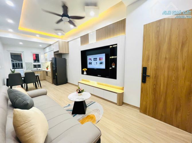 BÁN CĂN HỘ 2PN - 2WC FULL NỘI THẤT CAO CẤP, VIEW ĐẸP TẠI KĐT LINH ĐÀM - GIÁ CHỈ NhỈNH 4,7T - 4