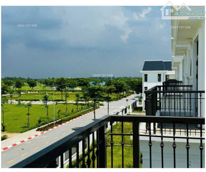 Bán căn liền kề HUD Mê Linh mặt vành đai 4,dt 104m2,xây thô 3 tầng,giá nhỉnh 12 tỷ - 4