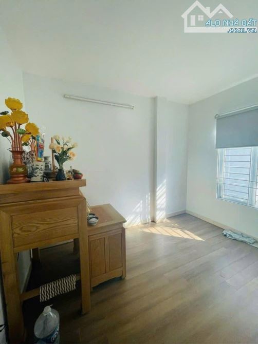 Bán nhà Đội Cấn gần phố 32m2 x5T giá 8.9tỷ - 4