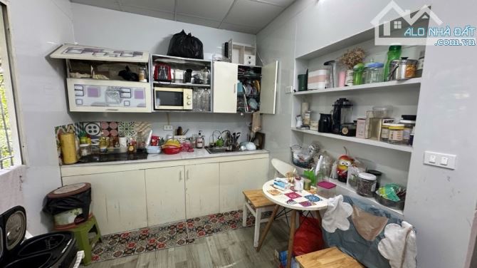 Bán căn tập thể Kim Liên tầng 4 , vị trí đẹp - 4