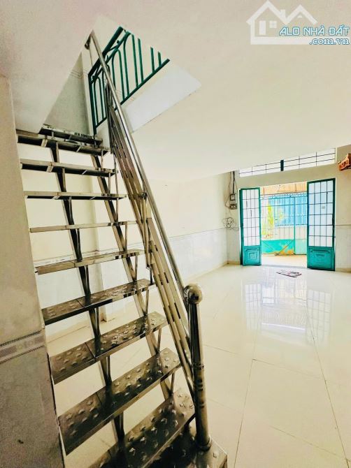 Nhà bán P.An Bình góc 2 mặt tiền 64m2 gần đường Trần Quốc Toản 3PN 2,75 tỷ đường 6m - 4