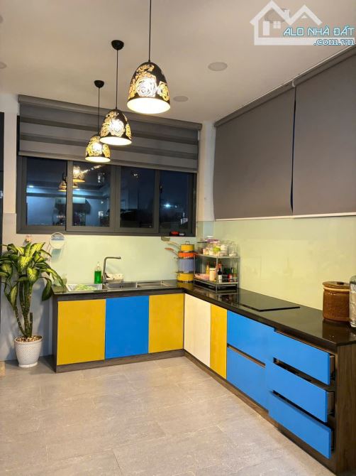 MẶT TIỀN VIP – NGUYỄN TRỌNG TUYỂN 4 LẦU 70,5M2 CHỈ 23 TỶ - 4
