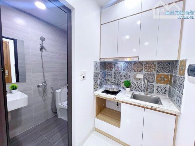 CHDV VỊ TRÍ ĐẸP-PHÂN LÔ QUÂN ĐỘI-5M RA OTO TRÁNH ĐỖ-2 THOÁNG-60M-7 TẦNG-THANG MÁY-MT 5,6M - 4