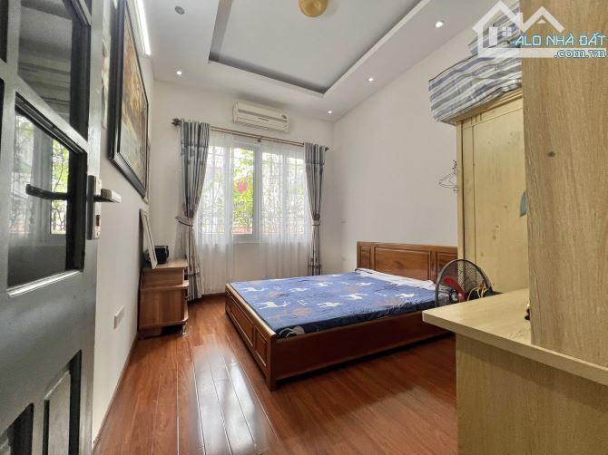 NHÀ ĐẸP DÂN XÂY VĂN QUÁN, LÔ GÓC 2 MẶT THOÁNG, GẦN PHỐ, NGÕ RỘNG Ở SƯỚNG 48M2 GIÁ 9,4 TỶ - 4