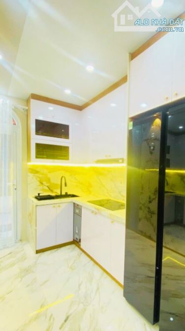 🏠 BÁN GẤP ÂU CƠ, P.5, Q.11, 133M2 - 9.X TỶ. - 4