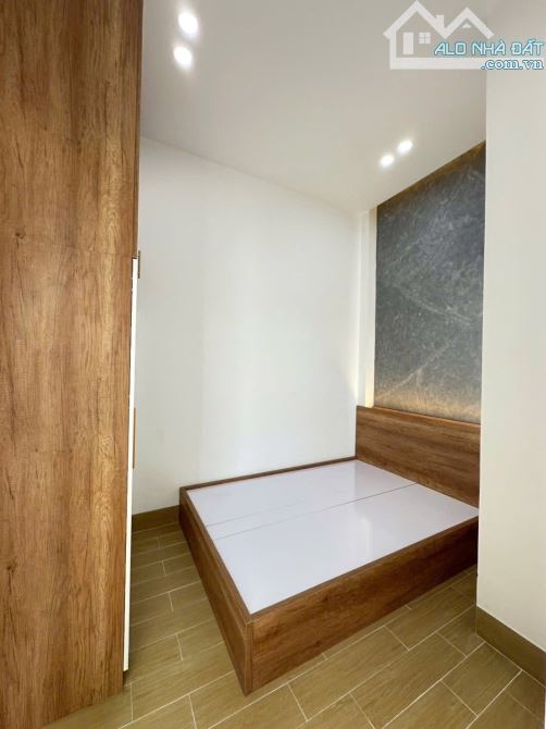 NHÀ TRỆT LẦU HẺM 311 ĐƯỜNG NGUYỄN VĂN CỪ GẦN ĐH KỸ THUẬT CÔNG NGHỆ, CĐ Y TẾ - 4