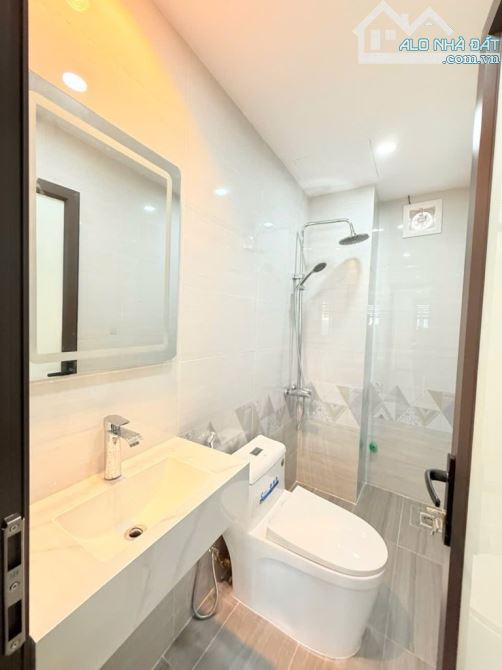 Bán nhà đẹp Tôn Đức Thắng gần phố, tặng nội thất, 25m2, 6.28 tỷ - 4