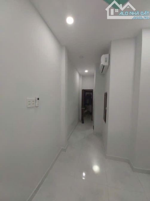 CHDV CÁCH HXH 10M - HOÀNG HOA THÁM - 17 TRIỆU/THÁNG CHỈ 5.5 TỶ - 4 BTCT - 4