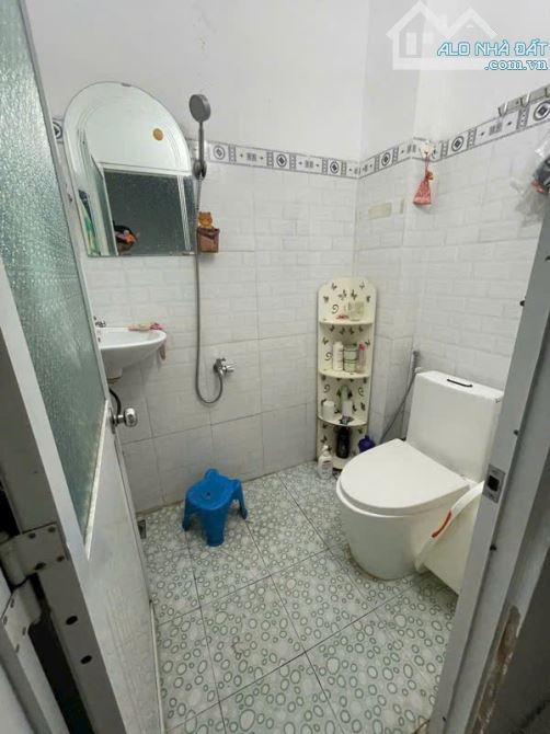 BÙI ĐÌNH TUÝ - BÌNH THẠNH - GẦN HXH - 41 M2 - 2 TẦNG - CHỈ 100 TRIỆU/M2 - 4