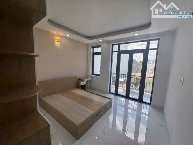 NHÀ SIÊU ĐẸP 4 TẦNG - HẺM OTO- LÊ VĂN QUỚI- GẦN NGÃ 4 BỐN XÃ - BÌNH TÂN-4M*13M - 4