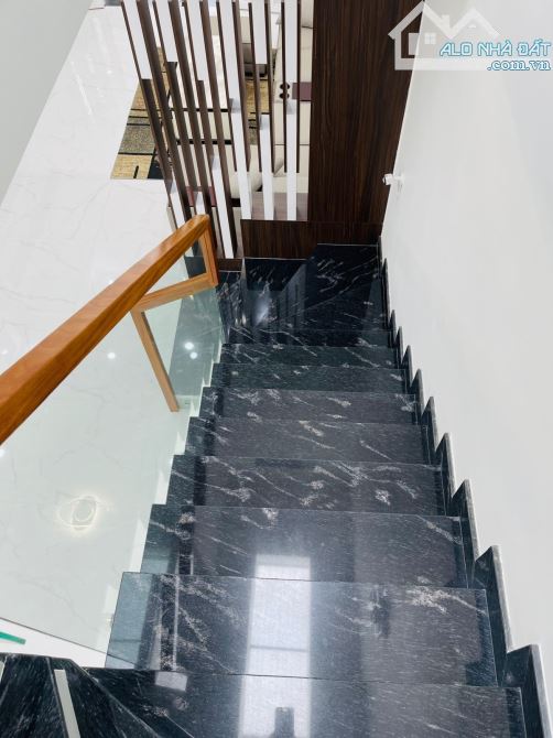 88m2 (4.9 × 18) - NHÀ MỚI ĐẸP CHU VĂN AN - XE HƠI VÀO NHÀ - 3 PN - CHỈ 12 TỶ - 4