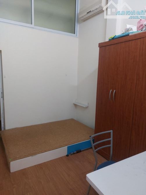 BÁN NHÀ 3 TẦNG- ĐỦ CÔNG NĂNG- GẦN PHỐ- SỔ ĐỎ CHÍNH CHỦ- GIAO DỊCH NGAY - 4
